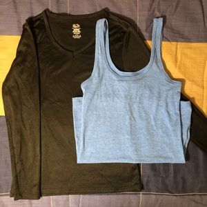 ‼️10/$10‼️ bundle of tops